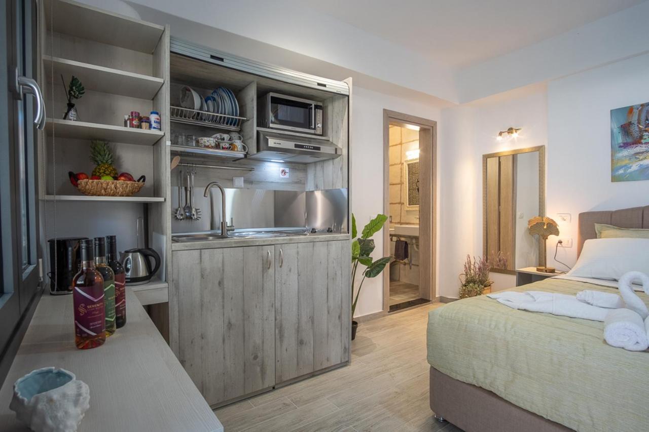 Serenity Luxe Suites Párga Kültér fotó