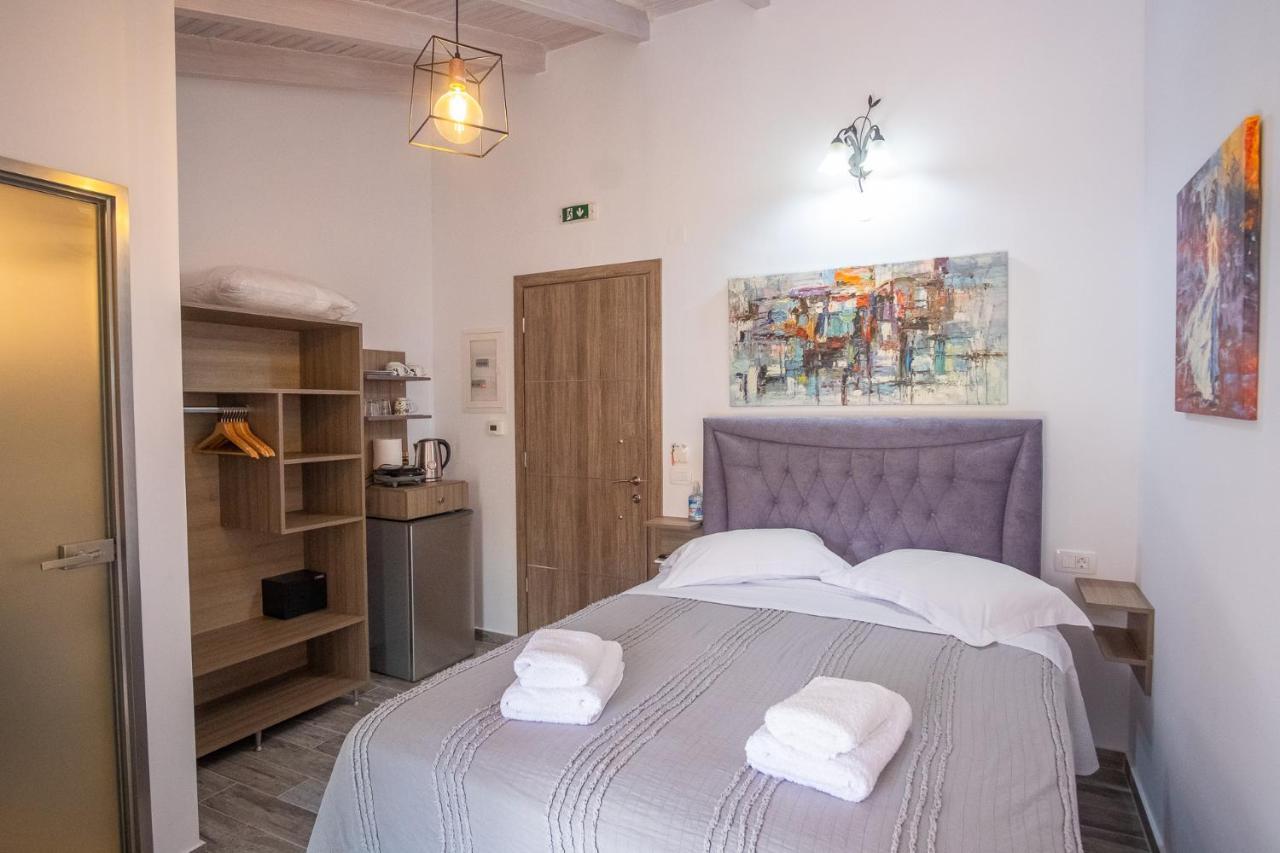 Serenity Luxe Suites Párga Kültér fotó