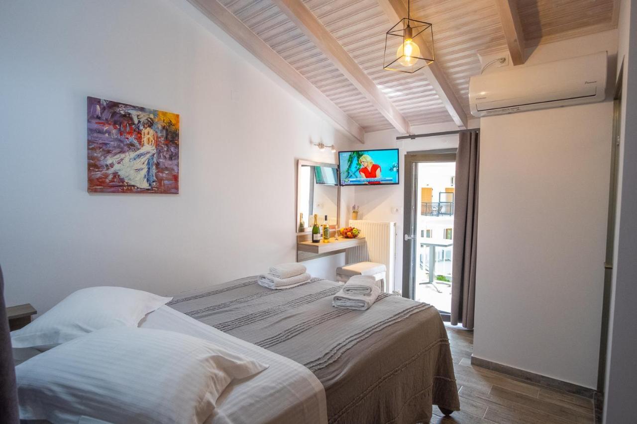 Serenity Luxe Suites Párga Kültér fotó