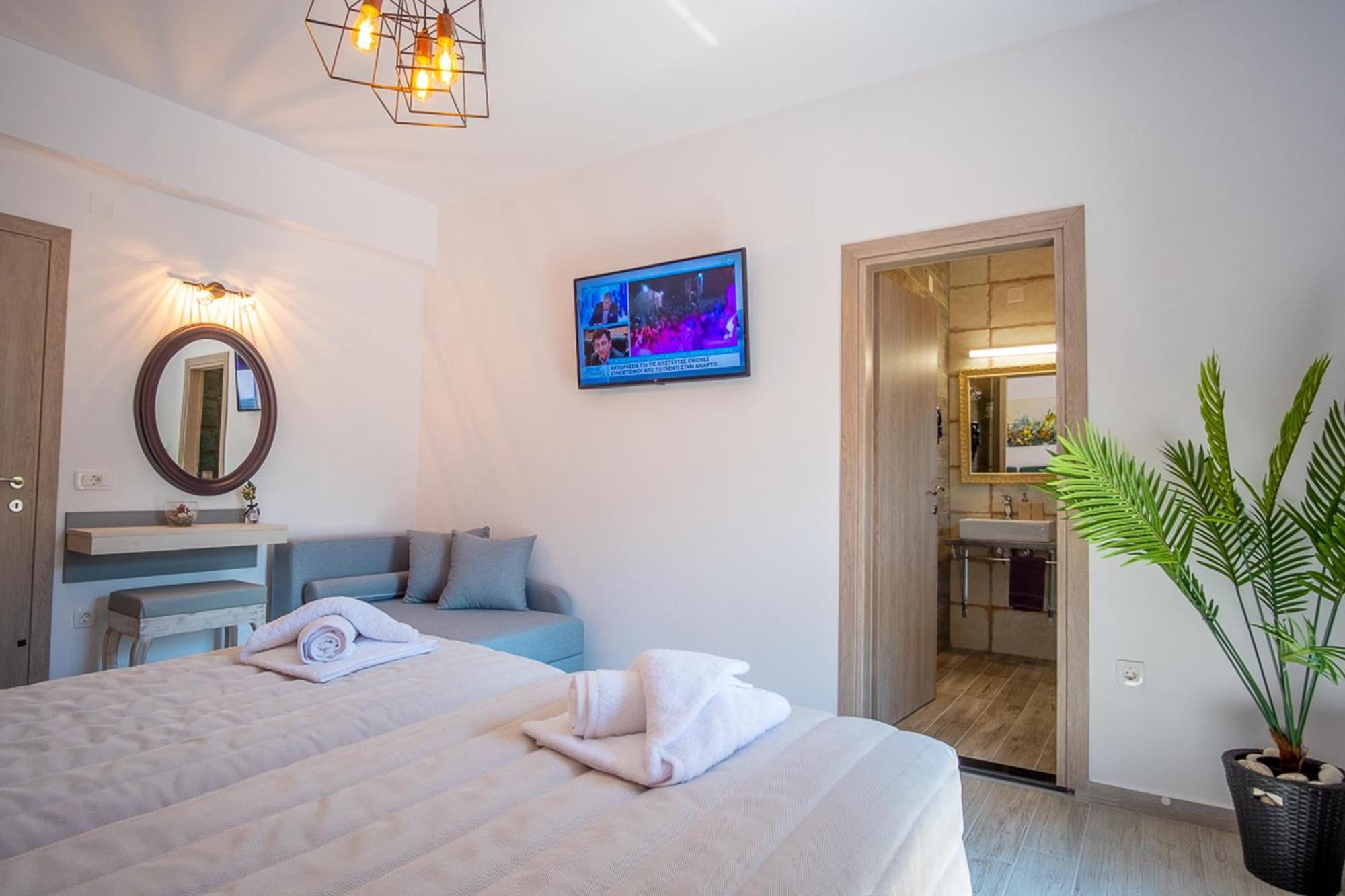 Serenity Luxe Suites Párga Szoba fotó