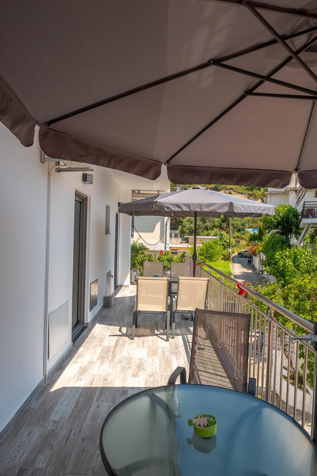 Serenity Luxe Suites Párga Szoba fotó